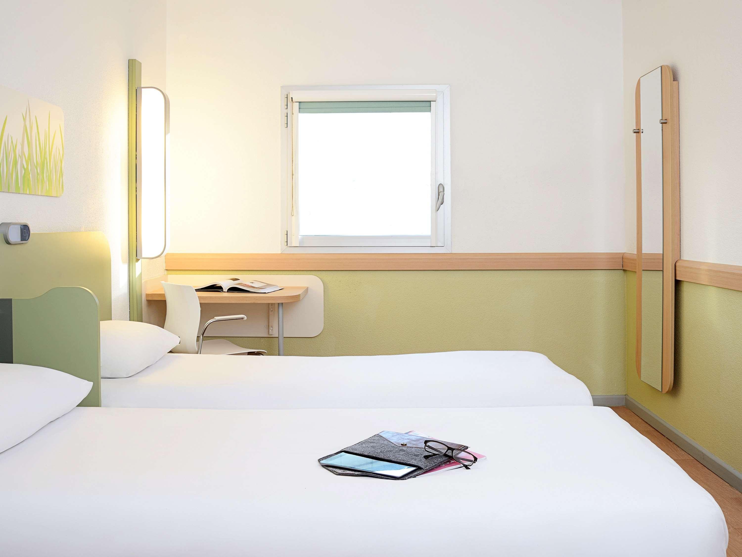 Ibis Budget Portsmouth Exterior foto
