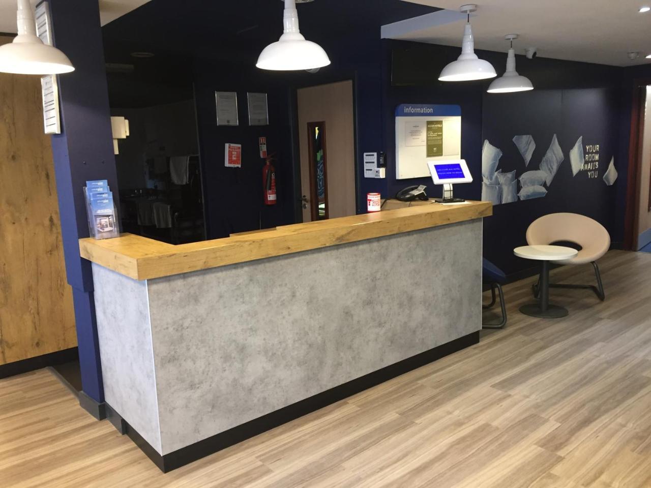 Ibis Budget Portsmouth Exterior foto